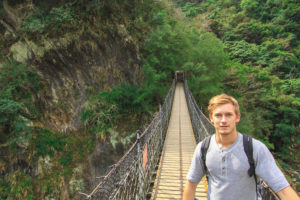 crossing-a-suspension-bridge-in-taroko-gorge-national-park