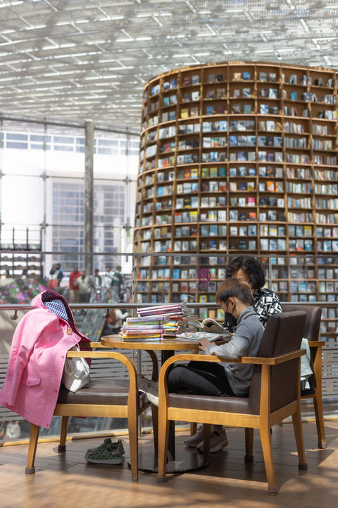 COEX Library 2
