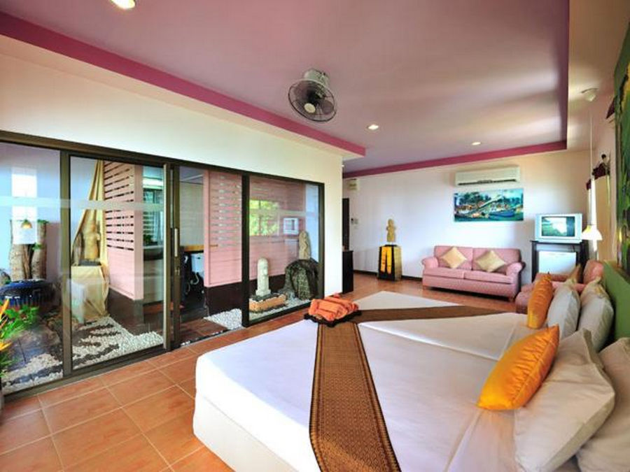 Koh Ngai Cliff Beach Resort rooms